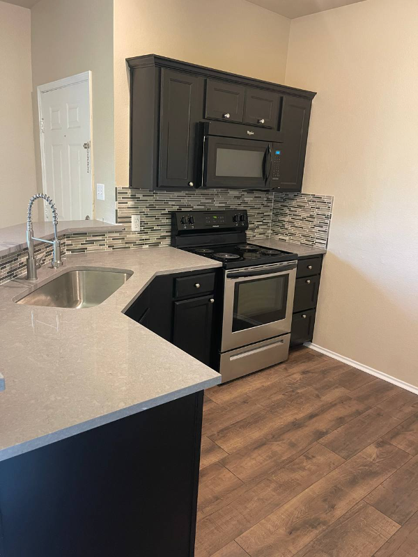 131 Lindas Creek Ln #131 - Photo 5 of 30