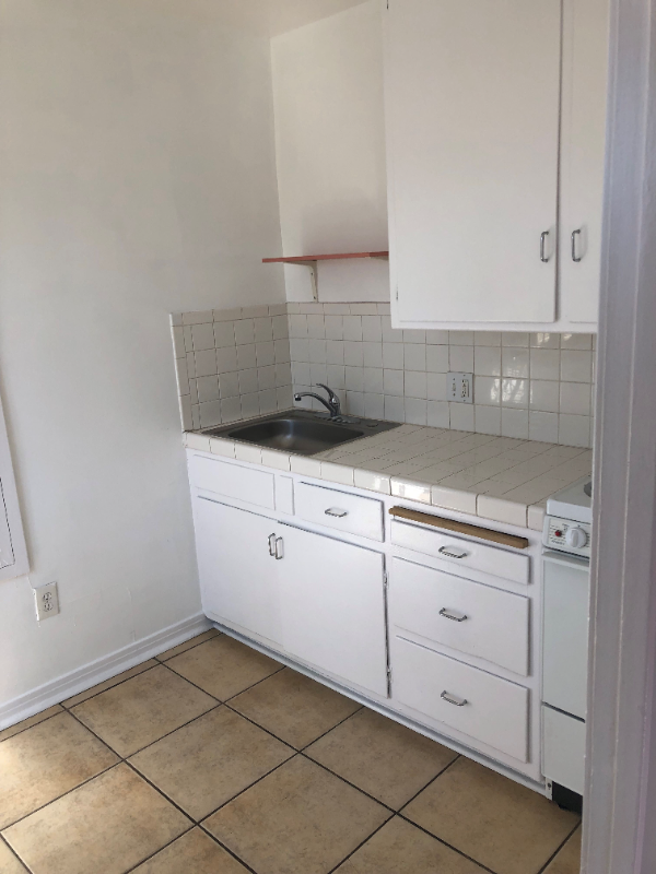 1807 Grace Ave #1811B - Photo 4 of 9