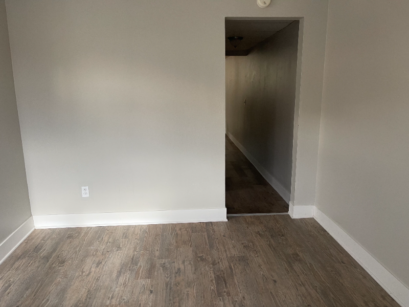 2917 Glendora Ave - Photo 4 of 19