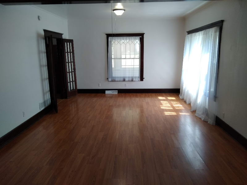 421 N Bird St #B - Photo 6 of 14