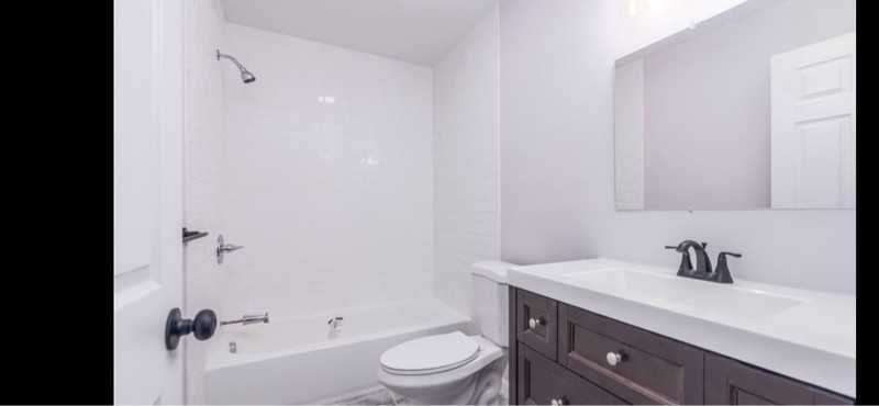 84 Glenham St #2 - Photo 6 of 11