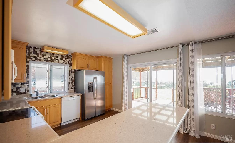 312 Steven Cir - Photo 4 of 20