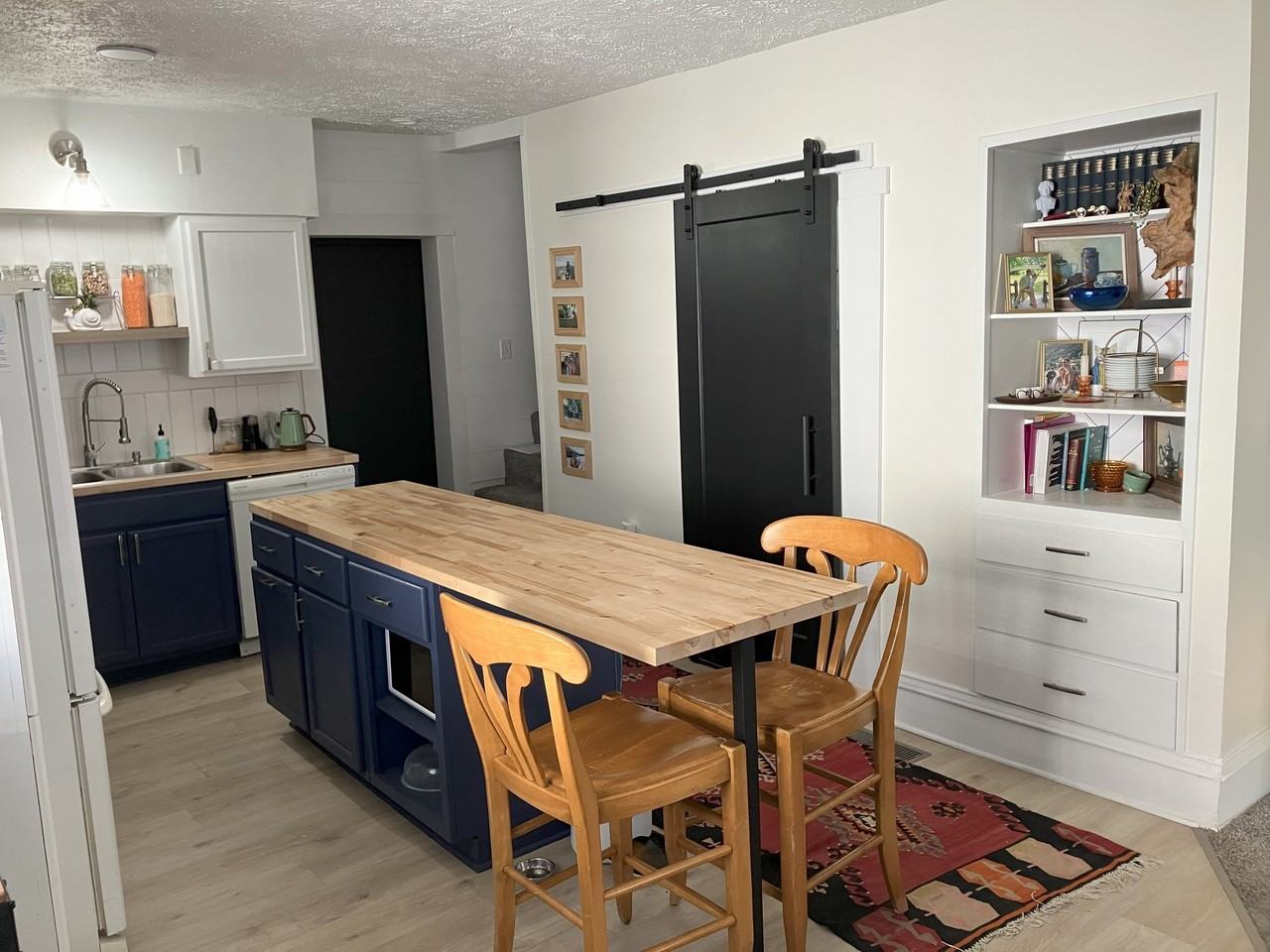 570 Valley Ave Nw - Photo 5 of 19