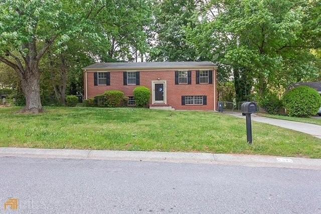 5545 Sturbridge Way - Photo 3 of 17
