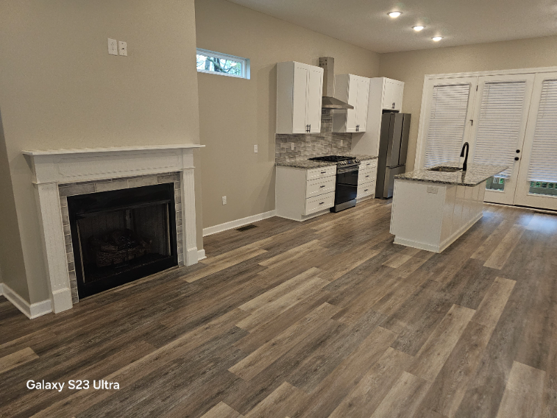 409 S Magnolia St - Photo 3 of 13