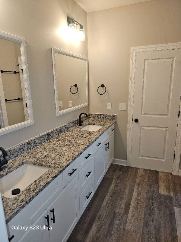 409 S Magnolia St - Photo 5 of 13