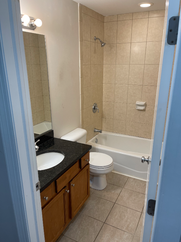 6835 S Cornell Ave #1N - Photo 5 of 17