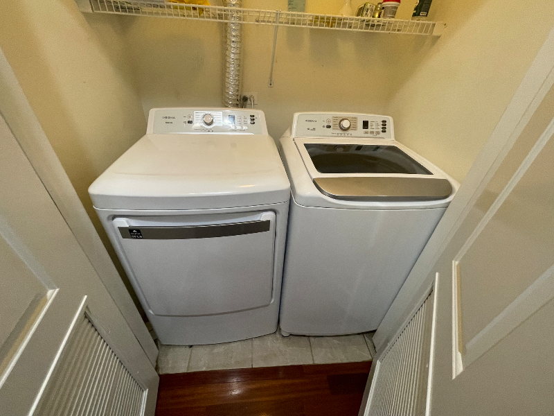6835 S Cornell Ave #1N - Photo 7 of 17