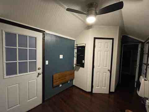1724 Se Lincoln Ave #105 - Photo 4 of 7
