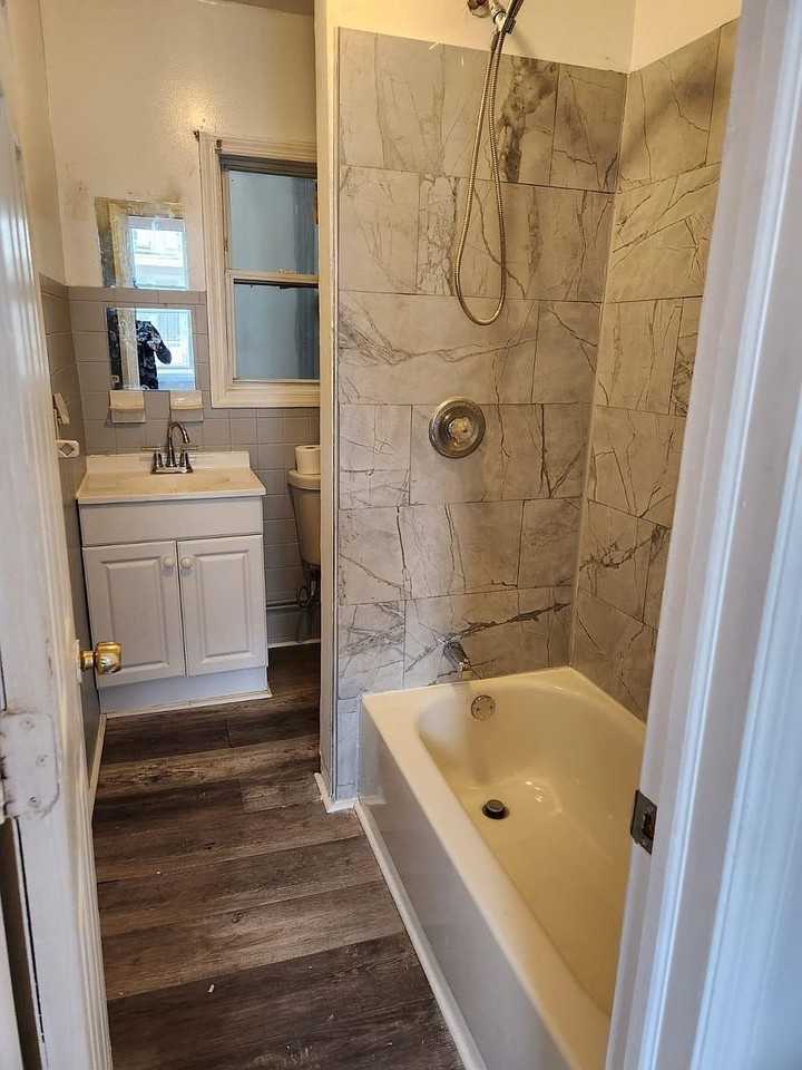 2 Long St #2L - Photo 5 of 6