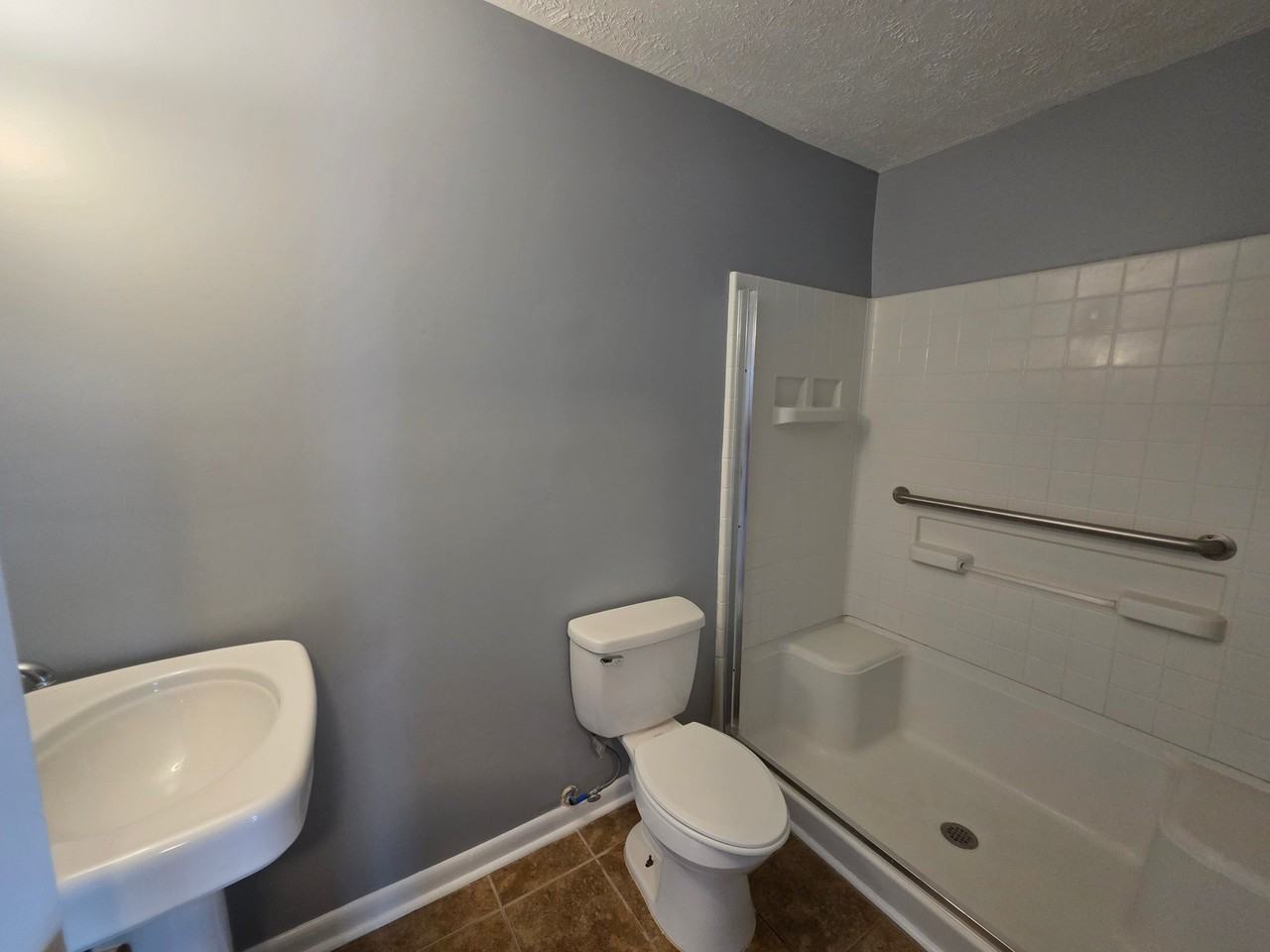 213 Westcliff Cir #B - Photo 6 of 18