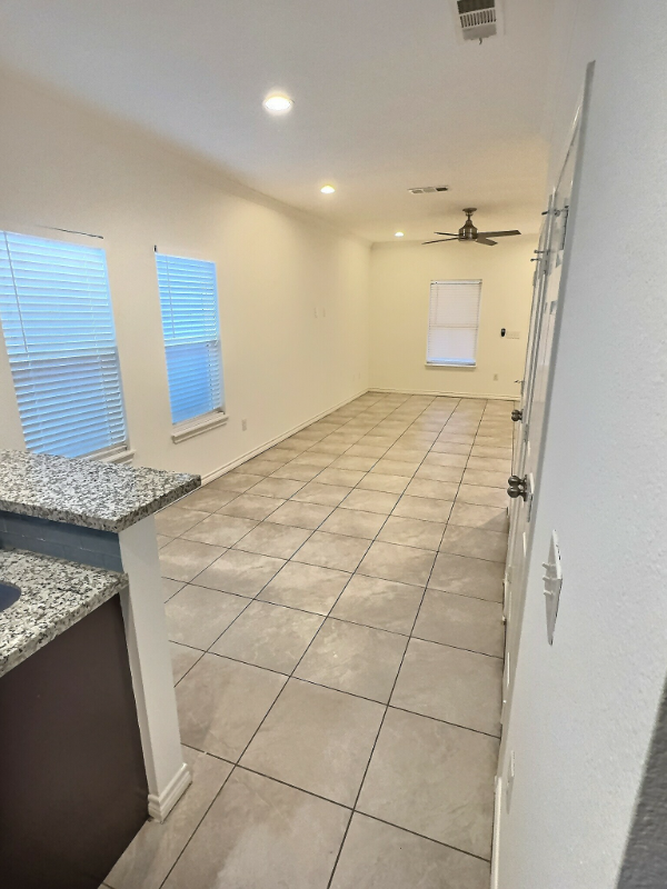 16963 W Ivanhoe - Photo 6 of 17