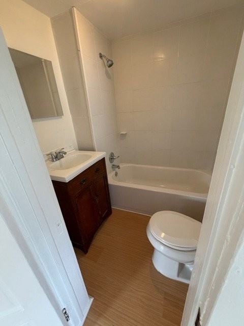 746 1/2 26th Ave N - Photo 4 of 5