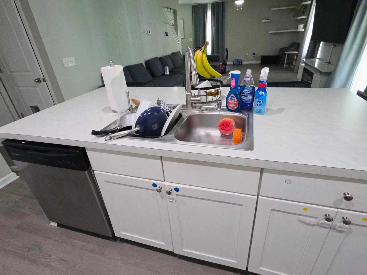 417 Valdez Ct - Photo 5 of 10