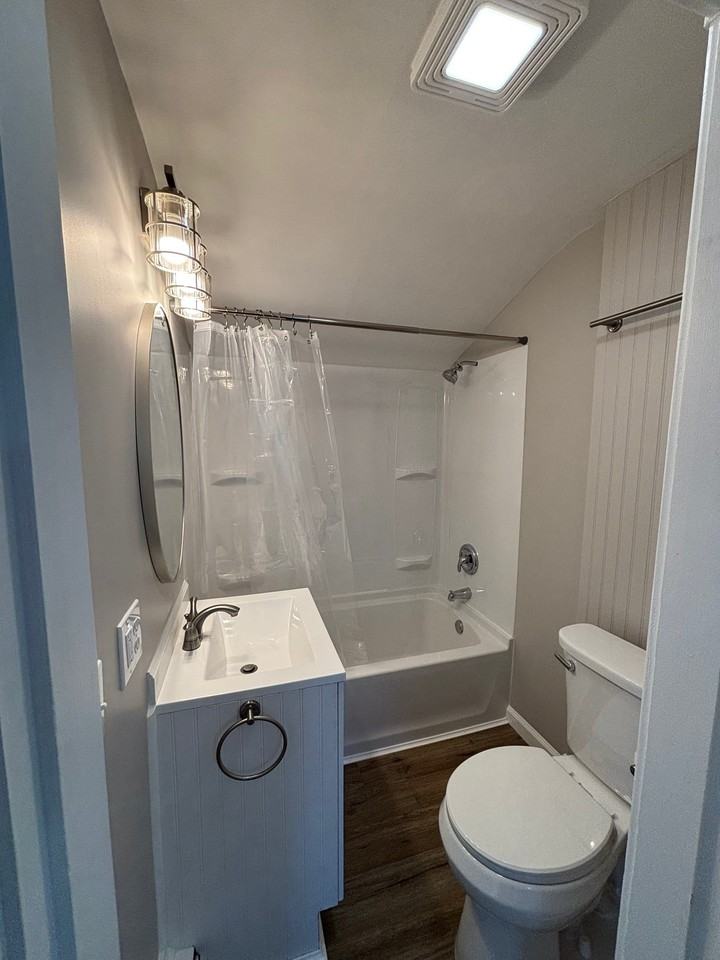 20 Center St #3 - Photo 4 of 16
