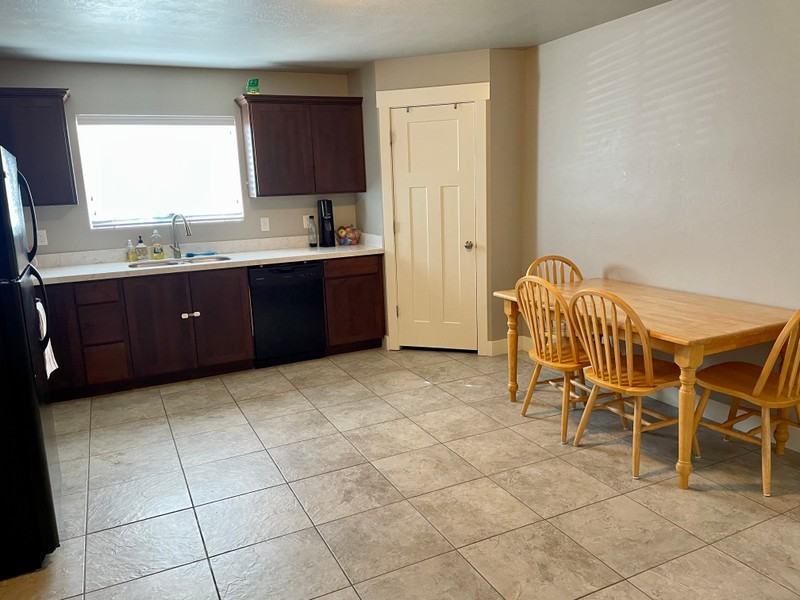 14426 S Ferndale Way #1 - Photo 2 of 12