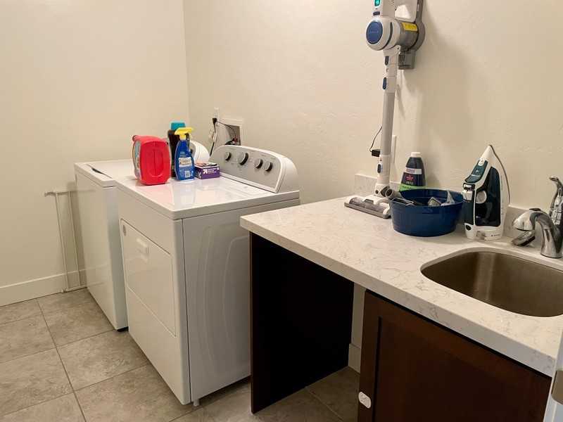 14426 S Ferndale Way #1 - Photo 4 of 12