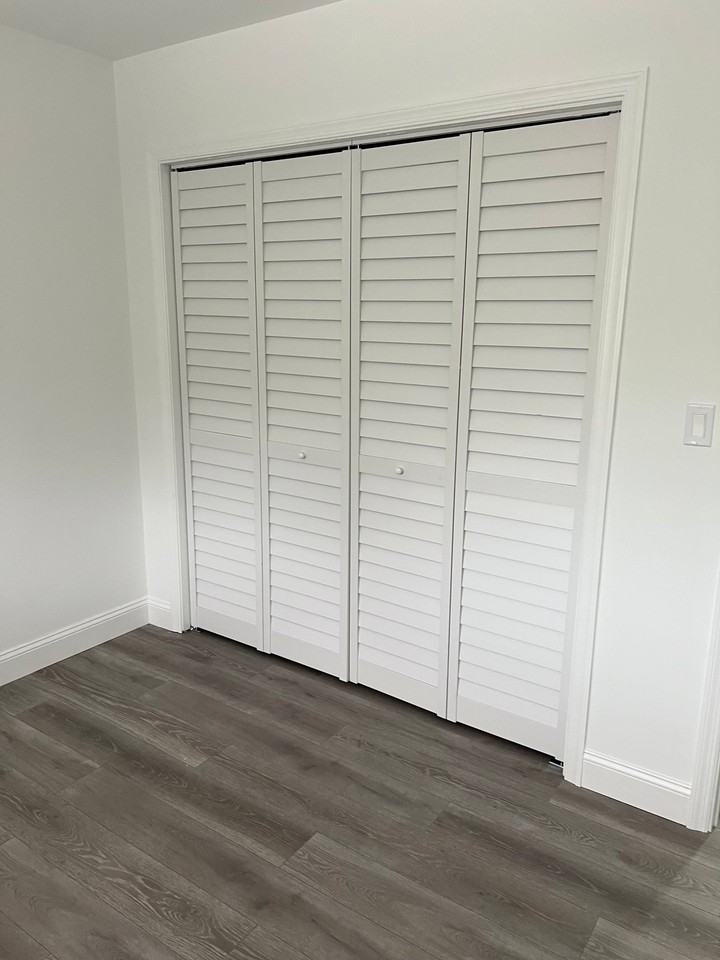 1638 Dewey St #203 - Photo 7 of 10