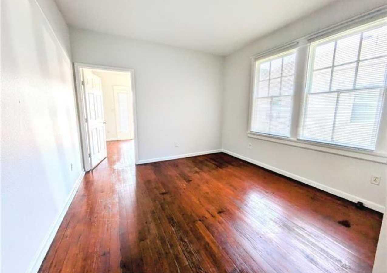 2653 Gladiolus St #2653 - Photo 3 of 7