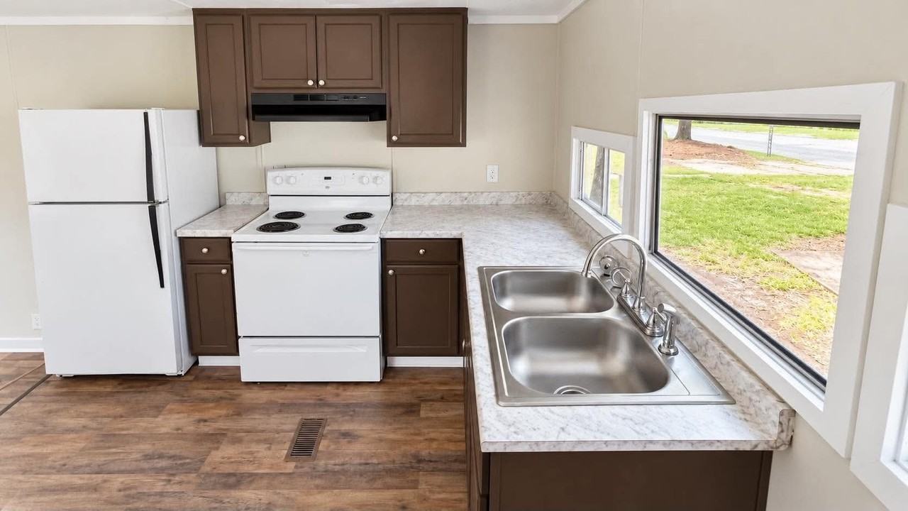 130 Hannah Ct #LOT5 - Photo 4 of 10
