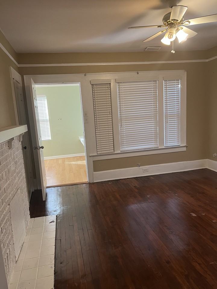 1057 Third St - Photo 5 of 11