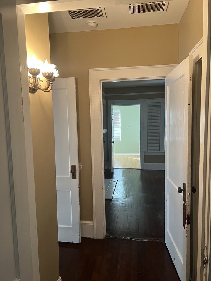 1057 Third St - Photo 7 of 11
