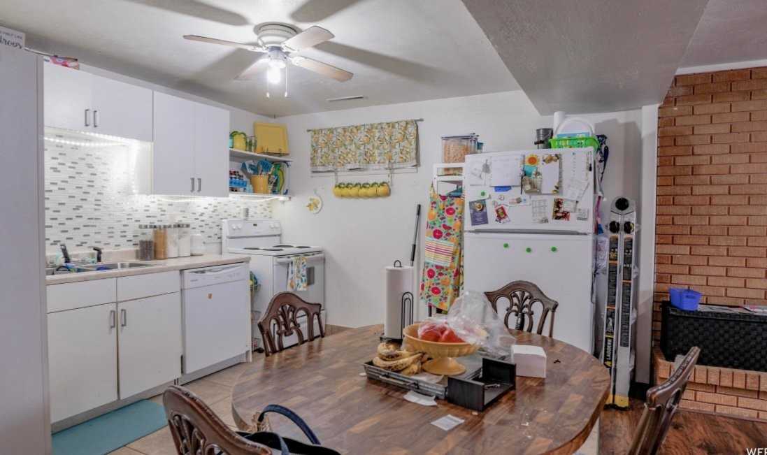 1928 Nw - Photo 5 of 8