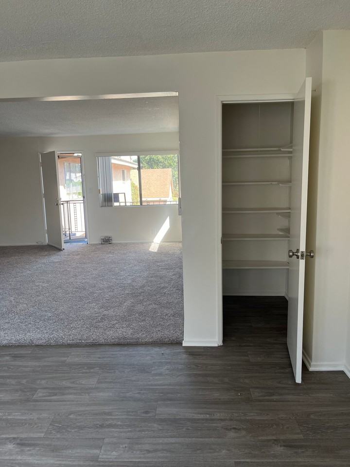 2704 Graham Ave #3 - Photo 2 of 10