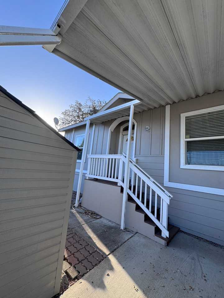 77106 Lauppe Ln #106 - Photo 2 of 10