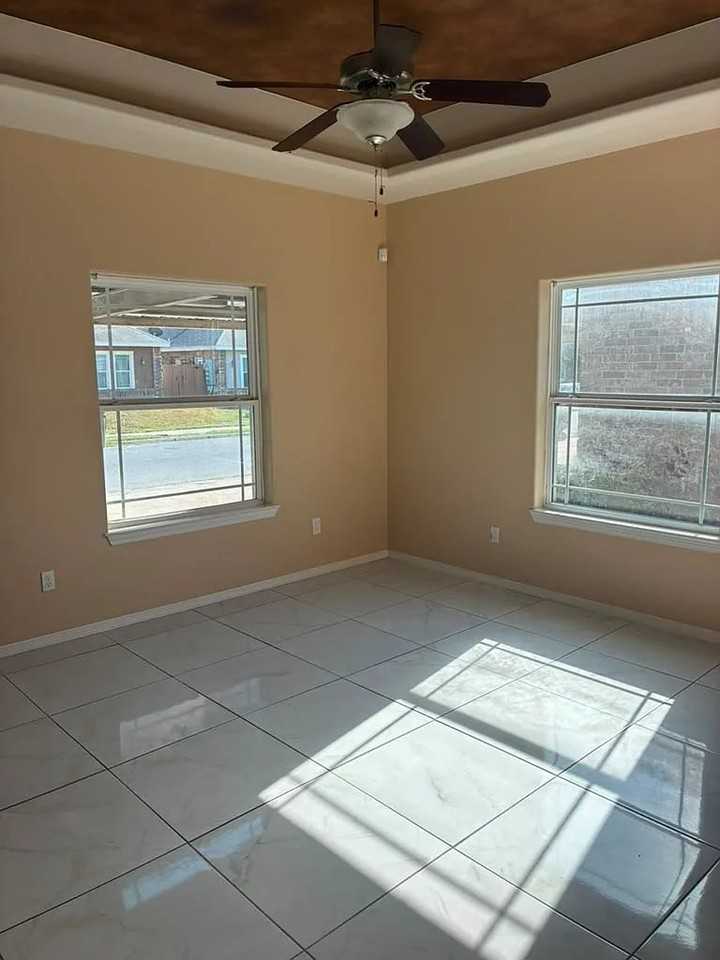 3008 Basil Dr #3 - Photo 5 of 14