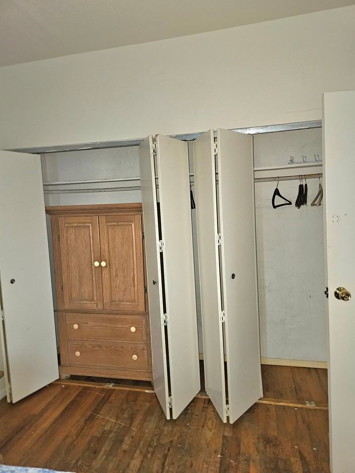 2107 Amsterdam Ave #4A - Photo 4 of 9