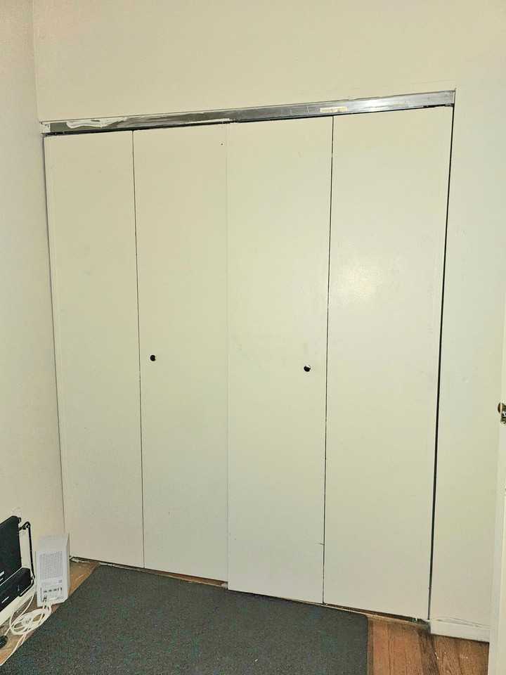 2107 Amsterdam Ave #4A - Photo 6 of 9