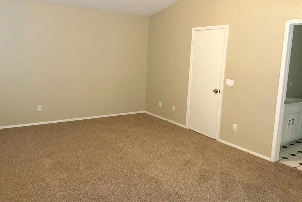 4102 E Aspen Ave - Photo 5 of 11