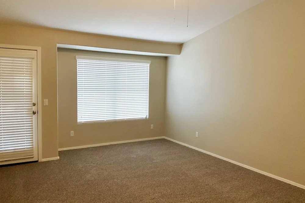 4102 E Aspen Ave - Photo 6 of 11
