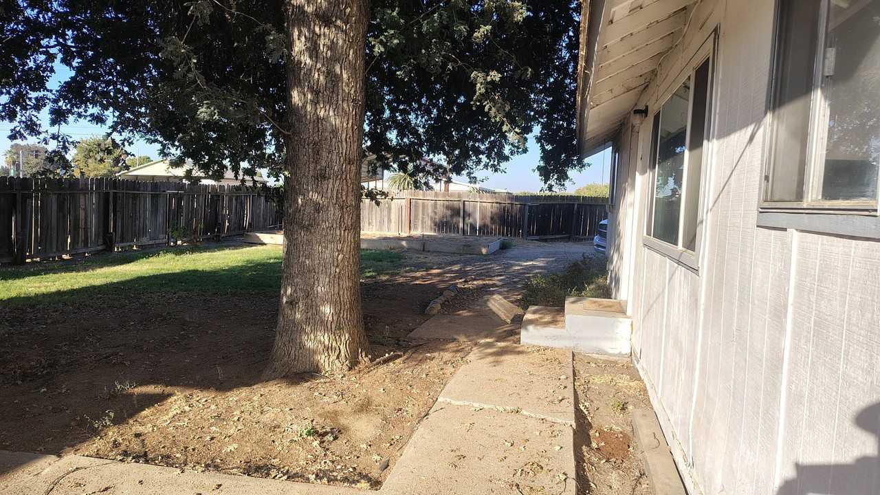 19456 Grangeville Blvd - Photo 7 of 9