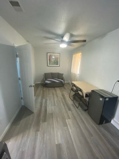 912 Musick Ave #B - Photo 3 of 7