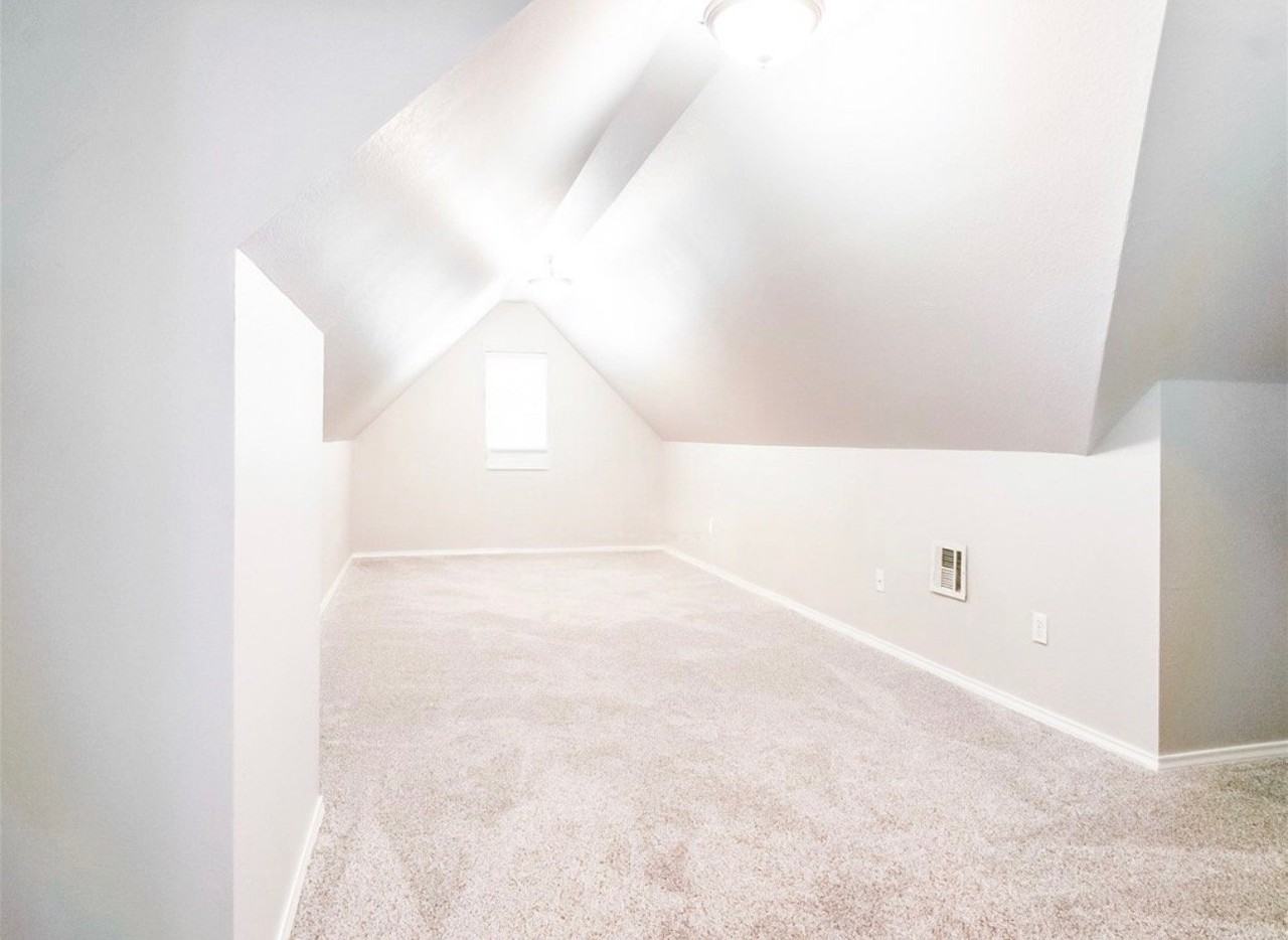 1005 W 120th St S - Photo 4 of 9