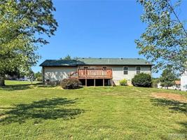 featured image of 7720 Meadow View Cir