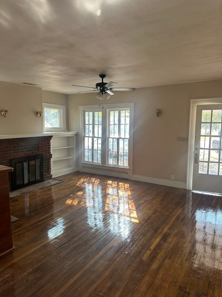 2701 Parrott Ave - Photo 2 of 12