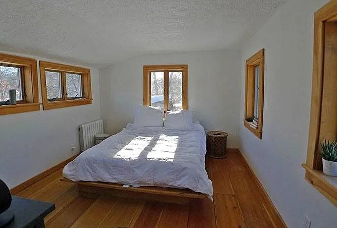 8 4th Ave - Photo 6 of 8