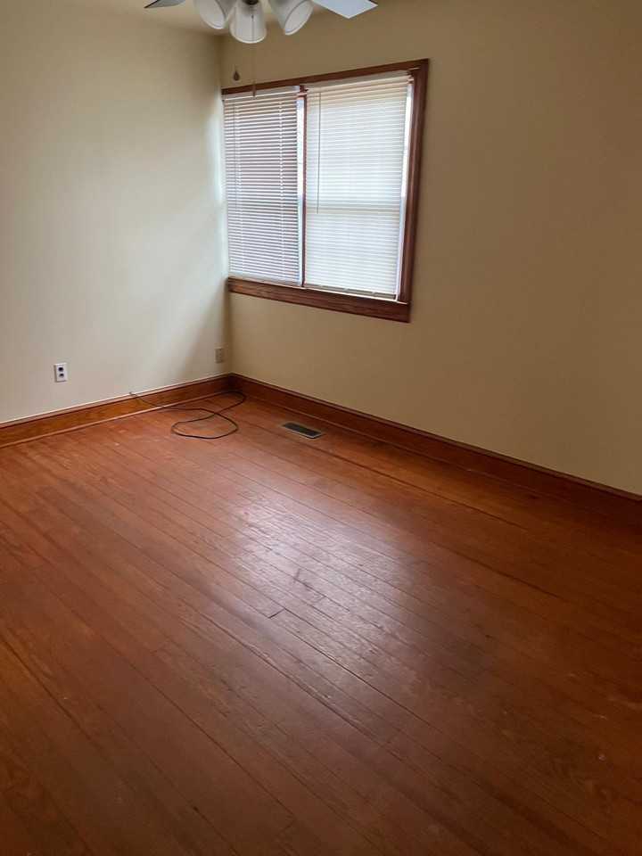 3110 Hampton Hall Rd - Photo 3 of 11
