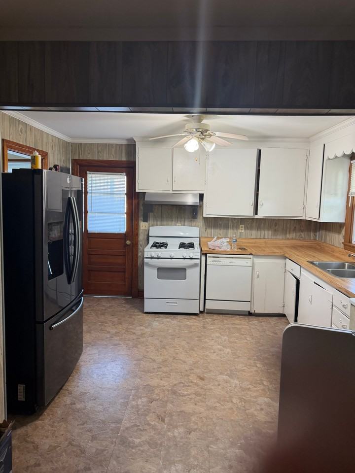 3110 Hampton Hall Rd - Photo 7 of 11