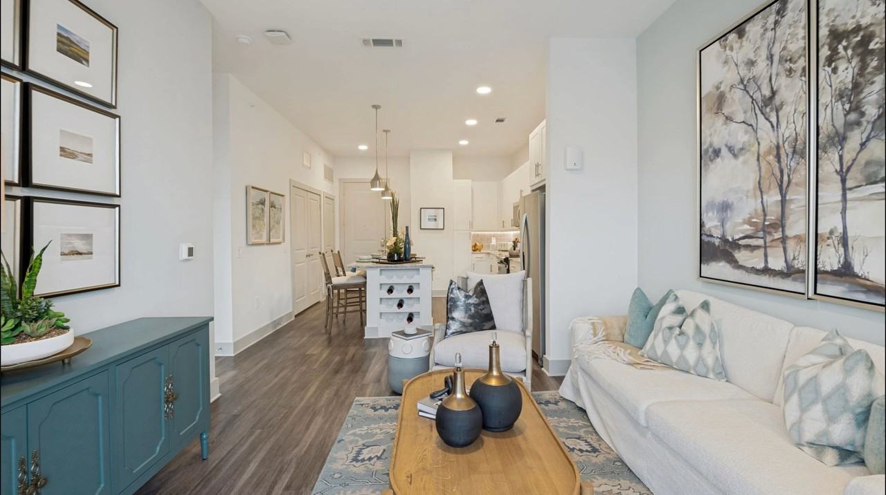 4500 Windhaven Pkwy #TH - Photo 5 of 19