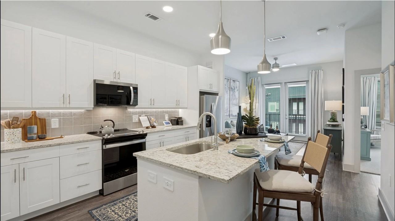 4500 Windhaven Pkwy #TH - Photo 7 of 19
