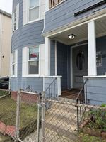 featured image of 781 Ward St #1