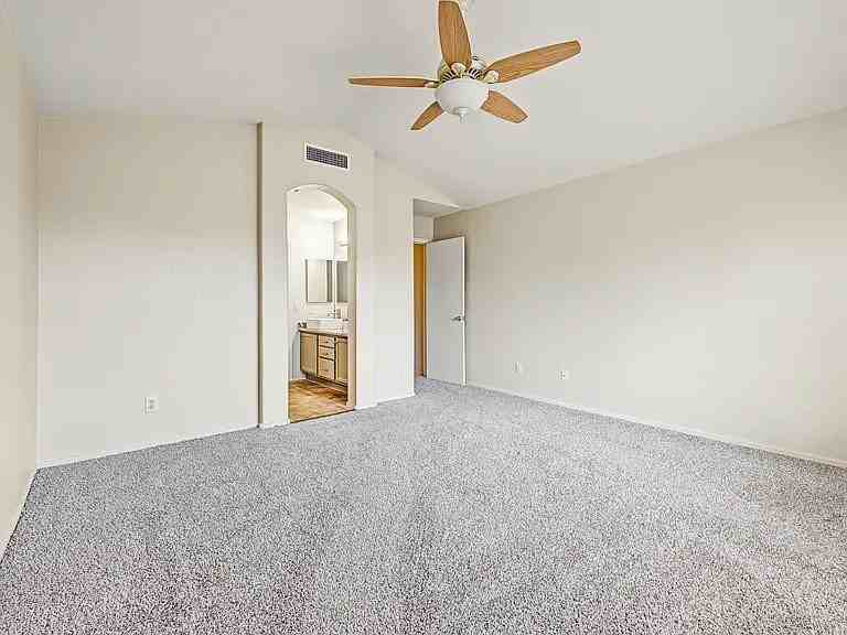 447 W Calle Monte Vis - Photo 6 of 13