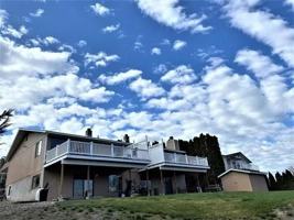 featured image of 1315 Vineyard Ave #A