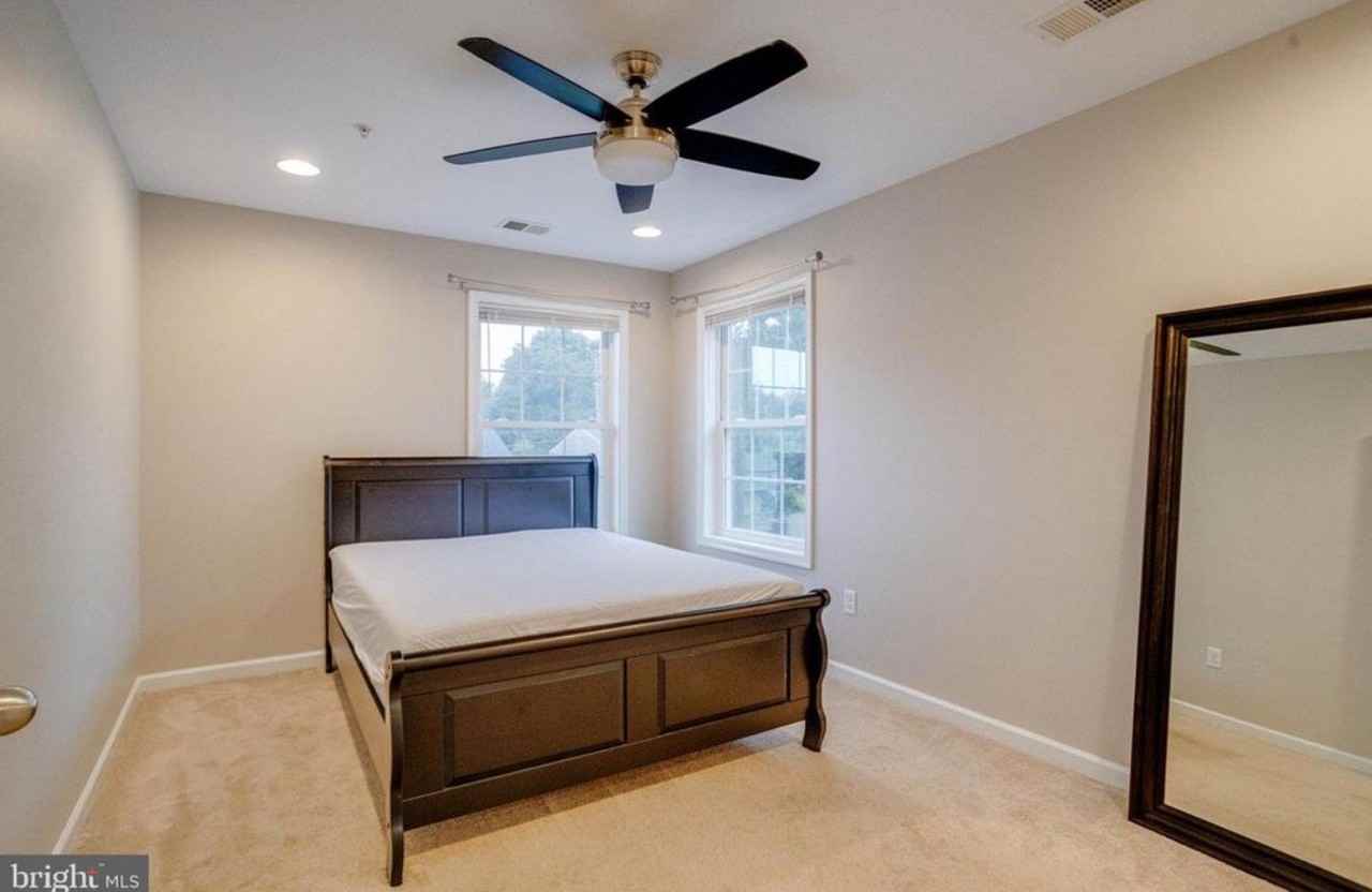 1236 Frances Pl - Photo 3 of 17
