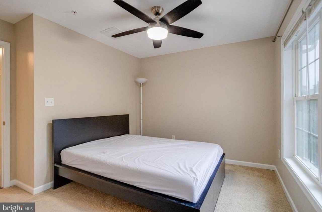 1236 Frances Pl - Photo 4 of 17