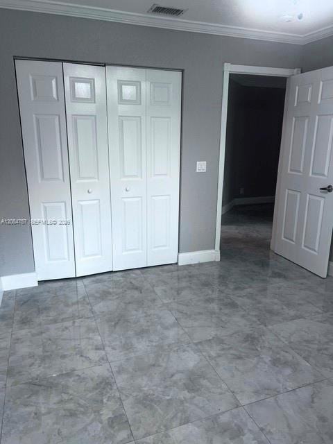 100 Prado St - Photo 6 of 18